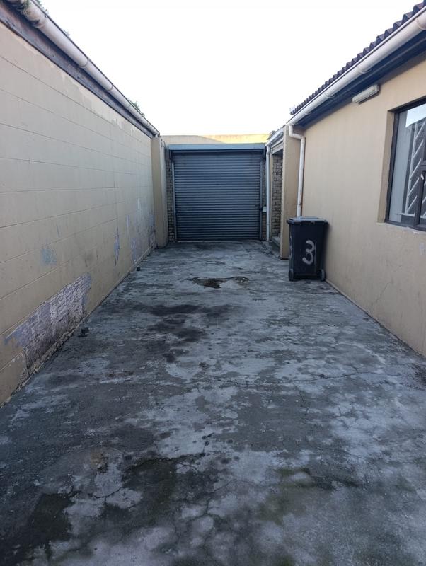 To Let 2 Bedroom Property for Rent in New Woodlands Western Cape